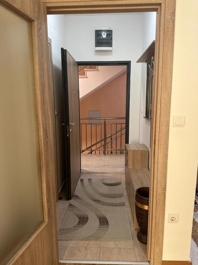 Kropa Apartman Подгорица Екстериор снимка