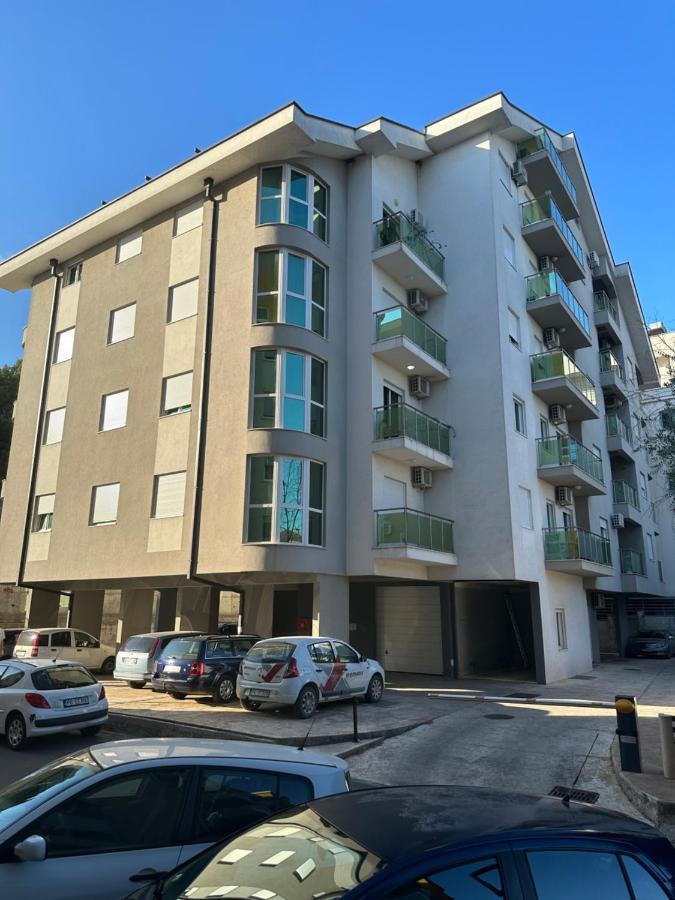 Kropa Apartman Подгорица Екстериор снимка